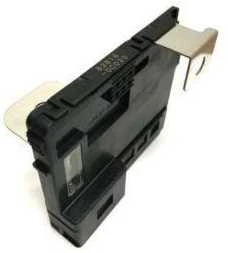Toyota Fuse Blokas 2004 2007 Sequoia 2004 2006 Tundra Originalus 826180C030