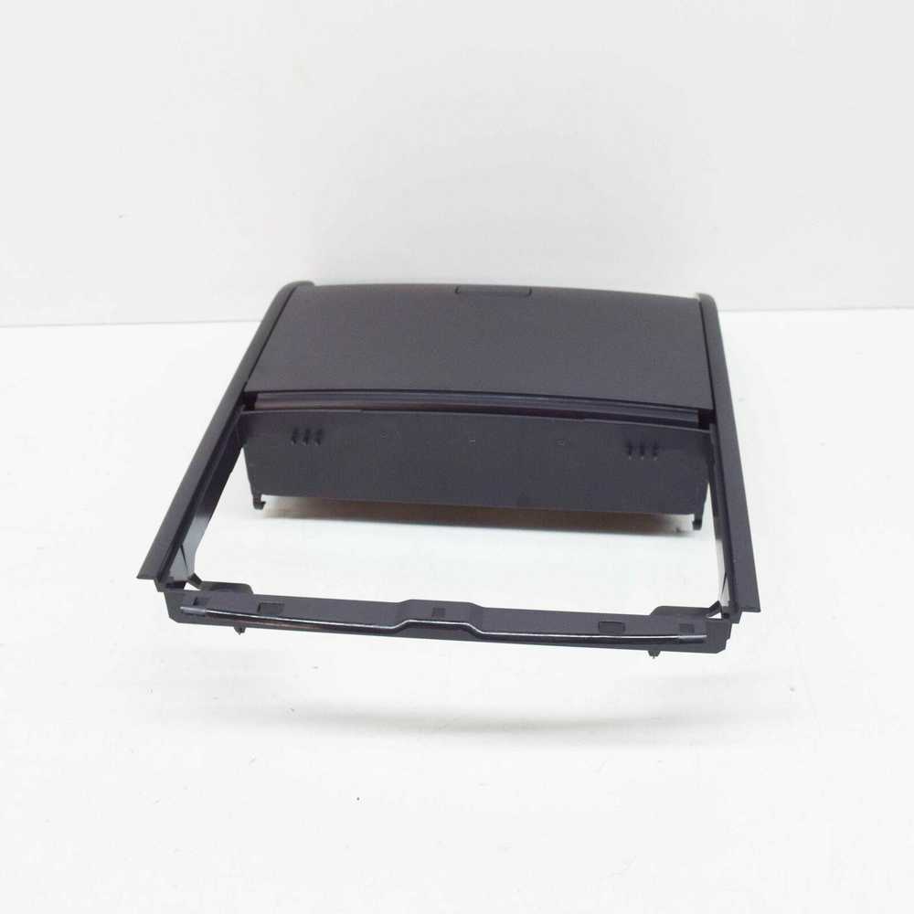 Vag A6 A7 A8 4G 4H 4K Aplinkas Dėklas Juodas Titanas Originalus 5G086883782V