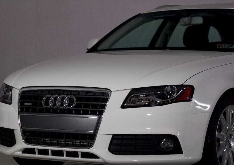 Vag Akmens Pilkos Spalvos Valstybinio Numerio Zenklo Apdaila Audi A4 A5 Originalus 8K08072871QP