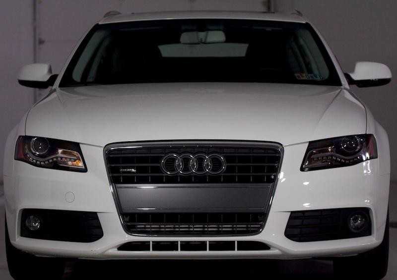 Vag Akmens Pilkos Spalvos Valstybinio Numerio Zenklo Apdaila Audi A4 A5 Originalus 8K08072871QP