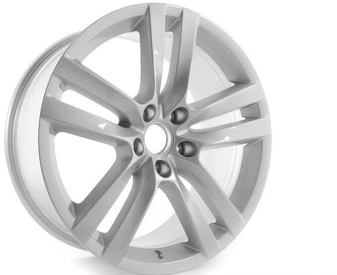 Vag Aliuminio Rim Diamond Sidabrinis Volkswagen Passat Cc 2009 2017 Originalus 3C8601025P8Z8