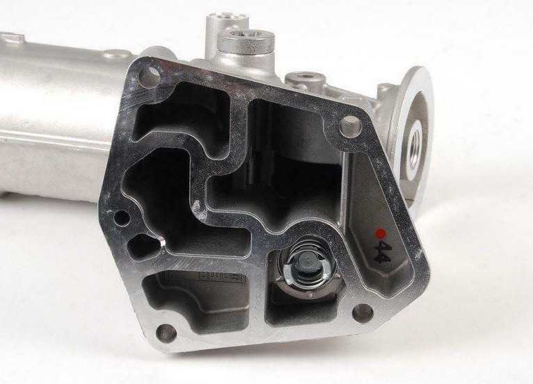 Vag Alyvos Filtro Adapteris Volkswagen Golf Audi A3 Originalus 038115389D