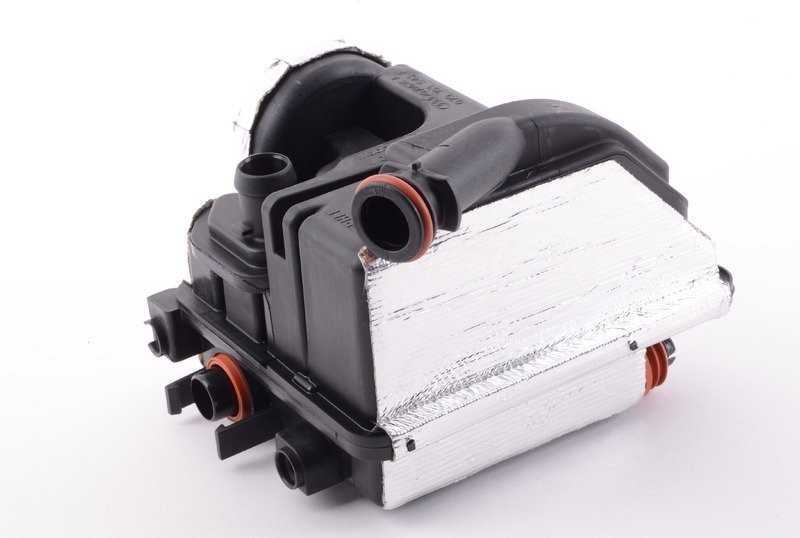 VAG Alyvos separatorius Audi A6 A7 A8 2011-2017 Originalus 079103542E