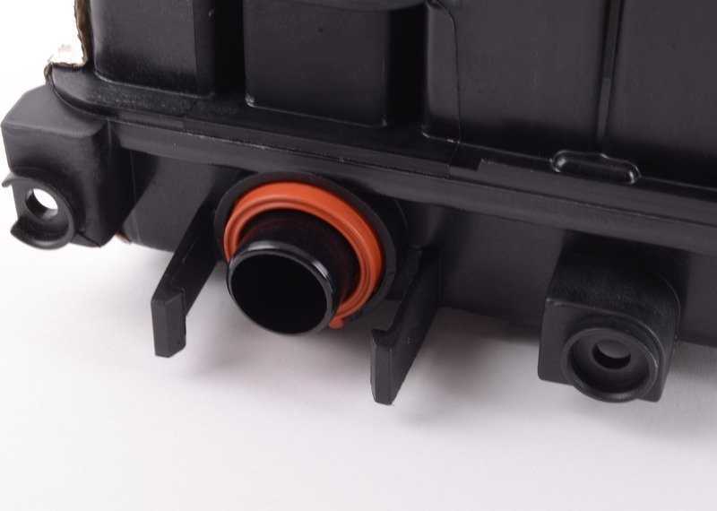 VAG Alyvos separatorius Audi A6 A7 A8 2011-2017 Originalus 079103542E
