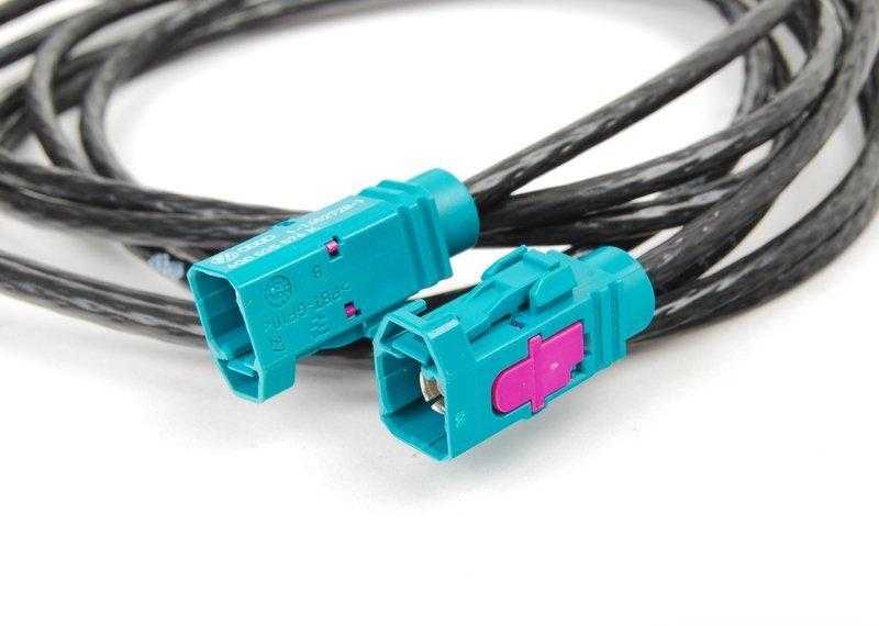 VAG Antenos jungties kabelis Audi A4 Q7 TT Originalus 000098653A