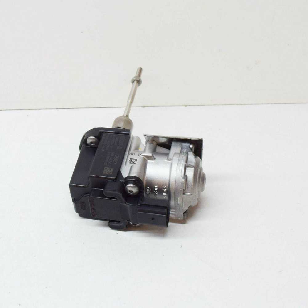 VAG AUDI A1 8X atliekų vartų pavara 06K145725T Originali