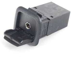 VAG AUDI A1 A1 A3 A4 A4 A5 A6 Q3 Q5 pagalbinis lizdas Aux originalus 8J0035475