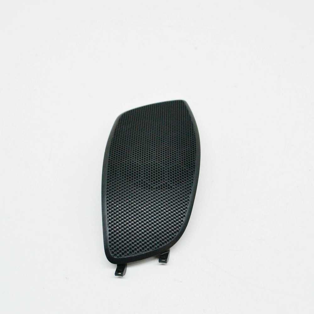 VAG AUDI A1 garsiakalbio dangtelio apdaila originali 8X0035424A4PK