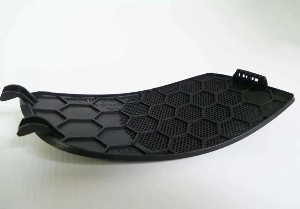 VAG Audi A1 Garsiakalbio skydelio dangtelis kairysis originalus 8X0035423A4PK