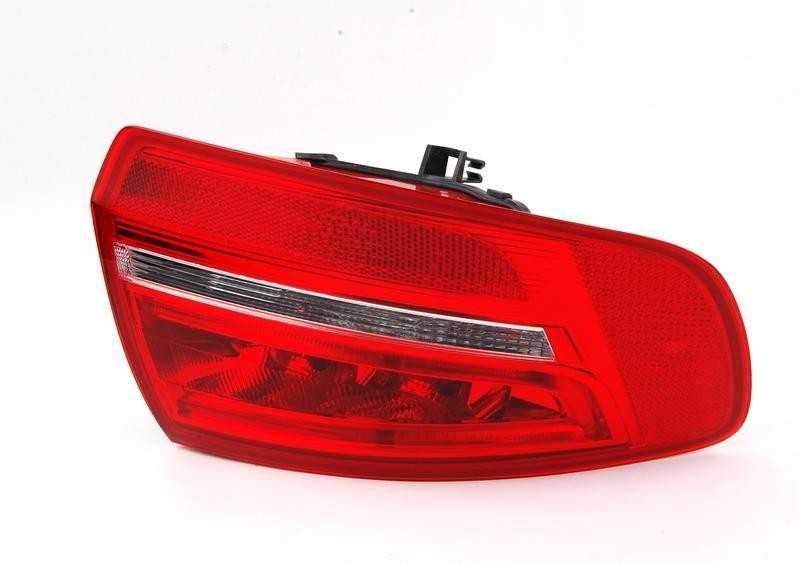 VAG Audi A3 8P kairės pusės galinis žibintas originalus 8P4945095E