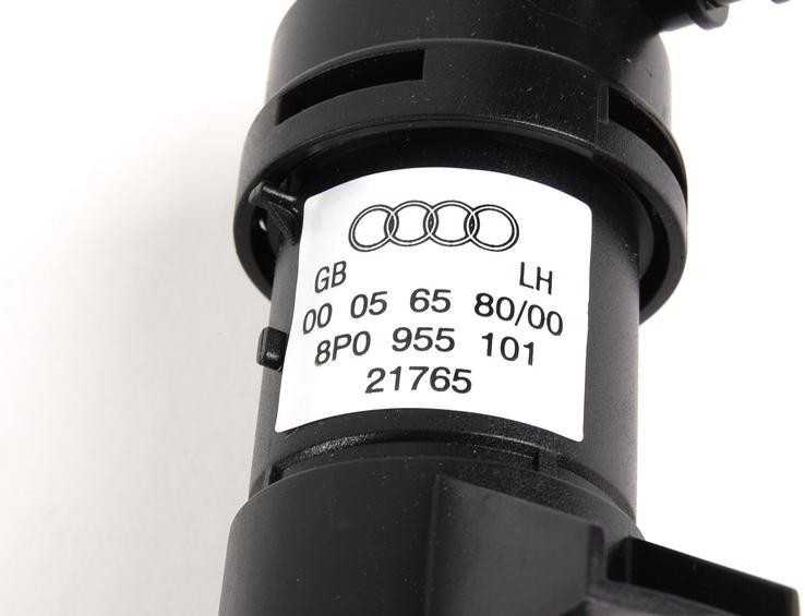 VAG AUDI A3 8P kairės pusės priekinių žibintų ploviklio purkštukas 8P0955101 originalus