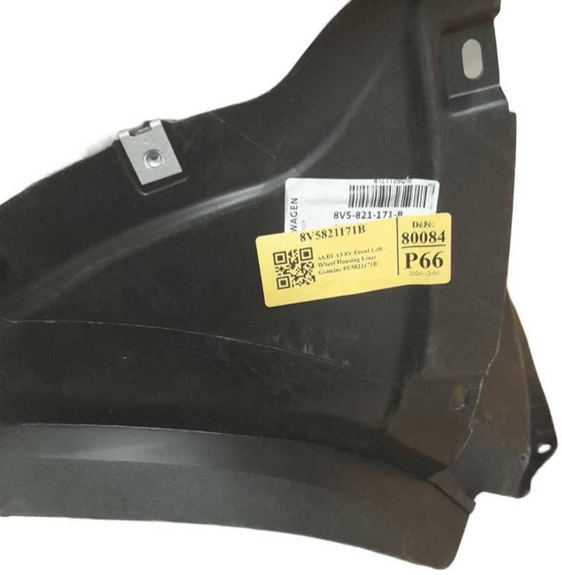 VAG AUDI A3 8V priekinio kairiojo rato korpuso įdėklas originalus 8V5821171B