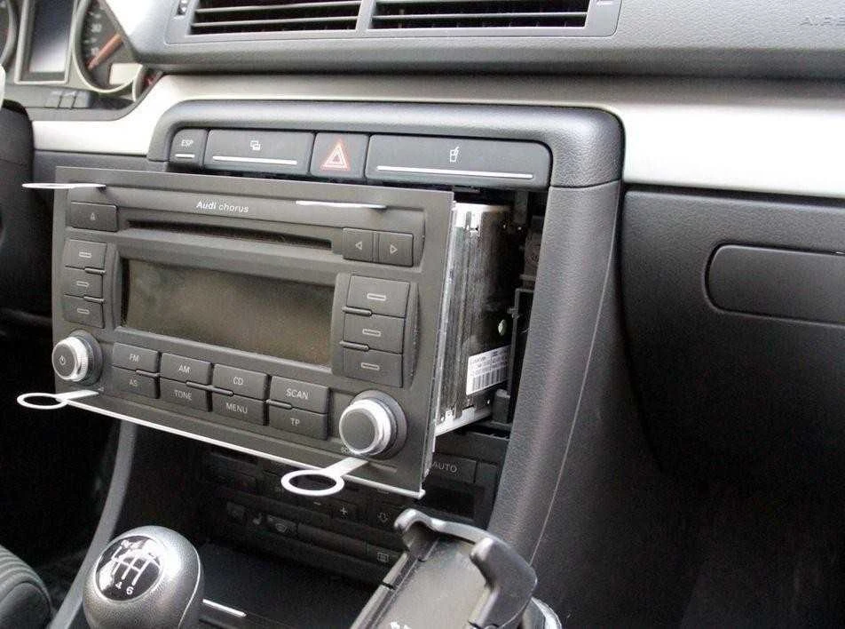 VAG AUDI A3 A4 A4 A6 A6 A8 R8 TT Radijo imtuvo nuėmimo įrankių rinkinys originalus 8E0051530