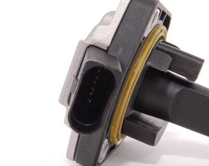 VAG Audi A3 A6 TT VW Golf Jetta Variklio Alyvos Lygio Jutiklio Dalys 1J0 907 660 B