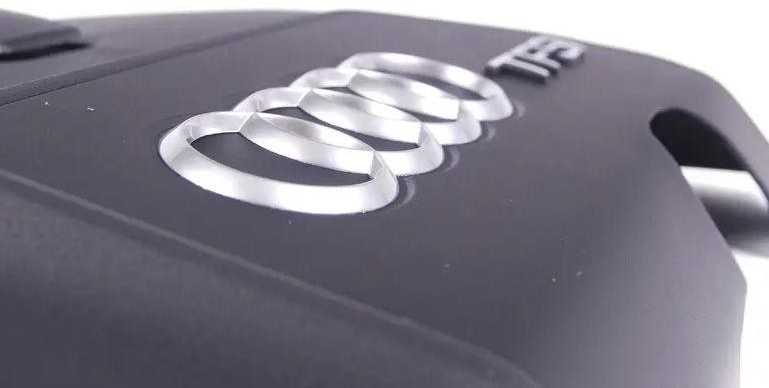 VAG Audi A3 Q3 TT 1.8L TFSI variklio dangtelis originalus 06J103925BF
