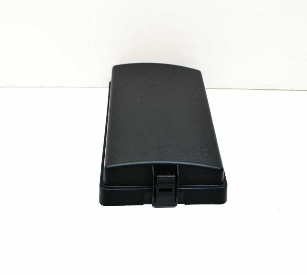 VAG AUDI A3 saugiklių dėžutės dangtelis originalus 5Q0937132C