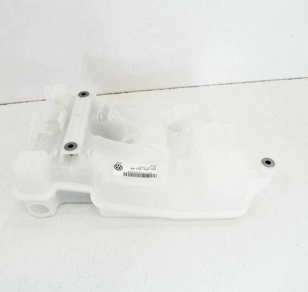 VAG Audi A3 Sportback 8V Priekinio stiklo plovimo rezervuaras Apatinis 5Q0955453BA NAUJAS ORIGINALUS