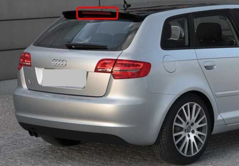 VAG Audi A3 Sportback S3 RS3 8P trečiasis stabdžių žibintas 8P4945097A originalus