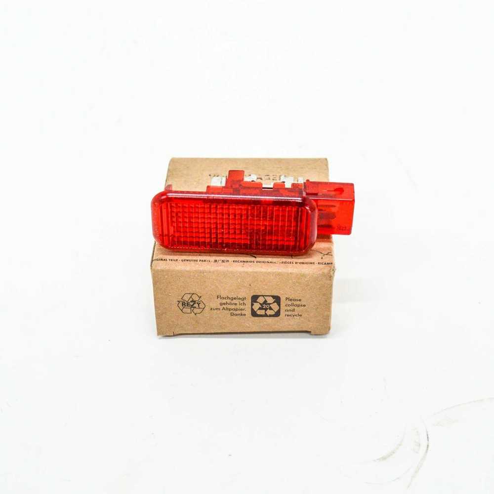 VAG AUDI A4 B5 priekinių durų įspėjamoji lemputė originali 8D0947411