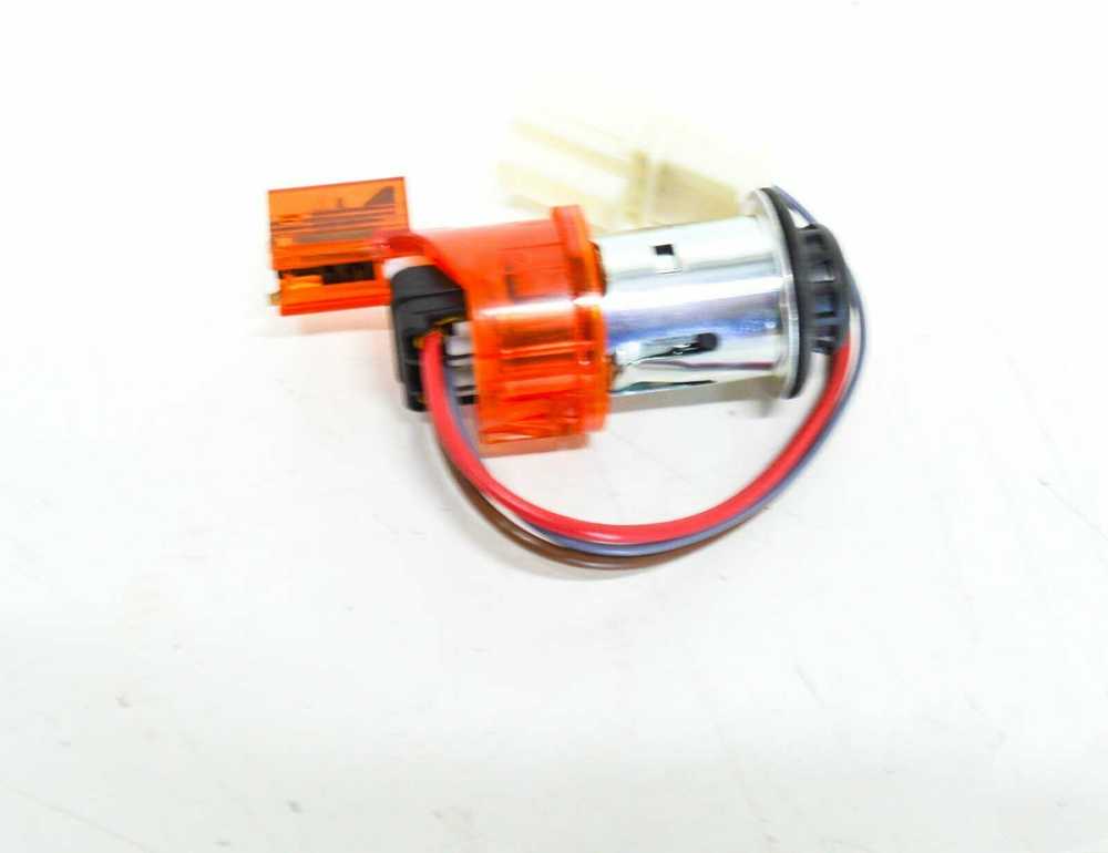 VAG AUDI A4 B7 Interjero Cigarečių Žiebtuvėlio Rinkinys 8E0919303A01C NAUJAS ORIGINALUS