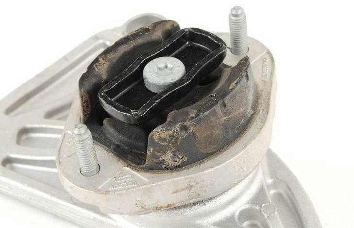 VAG AUDI A4 B7 pavarų dėžės atrama originali 8E0399105HT