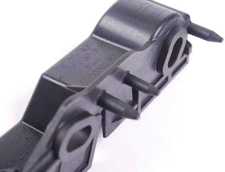 VAG Audi A4 B8 FL OS dešiniojo bamperio kreipiančioji tvirtinimo atrama originalus 8K0807284H