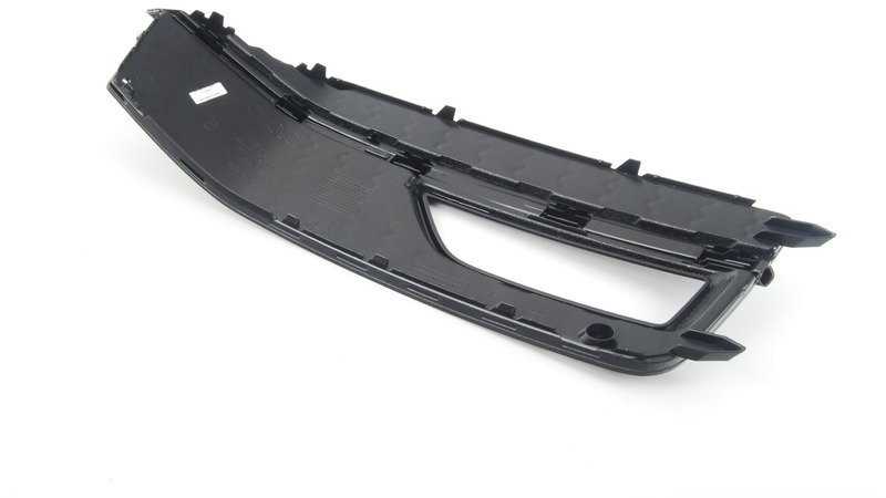 VAG Audi A4 B8 kairės pusės rūko grotelės 8K0807681LZDE 8K0807681LZDE originalios