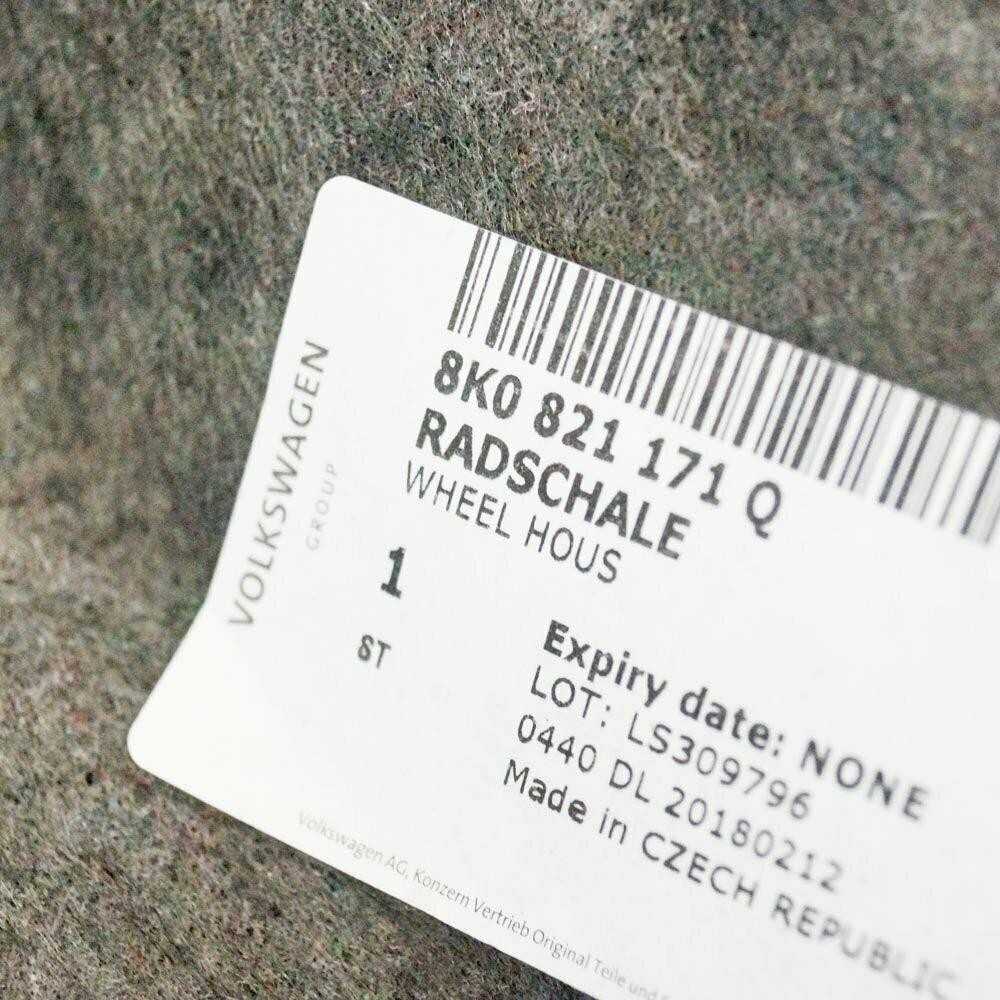 VAG "Audi A4 B8" kairės pusės sparno įdėklas originalus 8K0821171Q