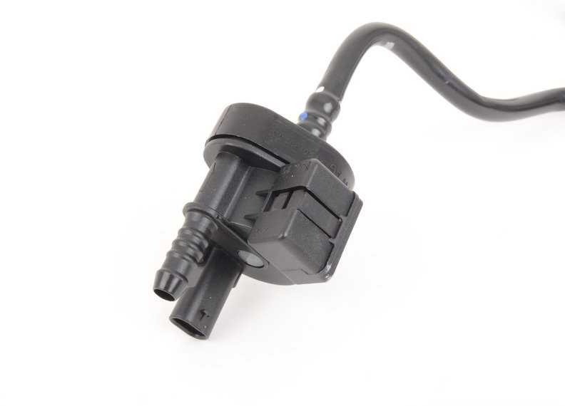 VAG AUDI A4 B8 Vakuuminės sistemos išleidimo vožtuvas ir žarna originalūs 06H133781CK
