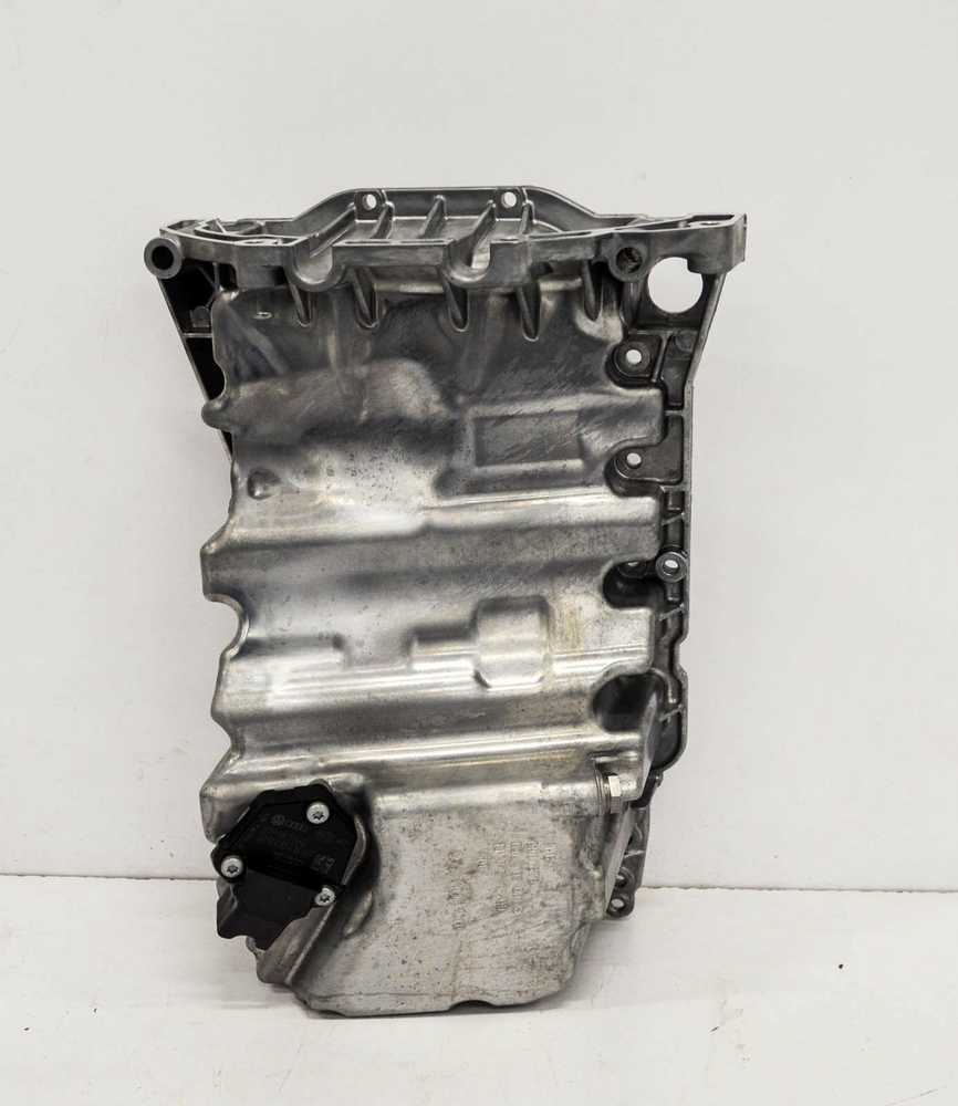 VAG Audi A4 B9 Alyvos dugnas 04L103601S 2.0 TDI Dyzelinas NAUJAS ORIGINALUS