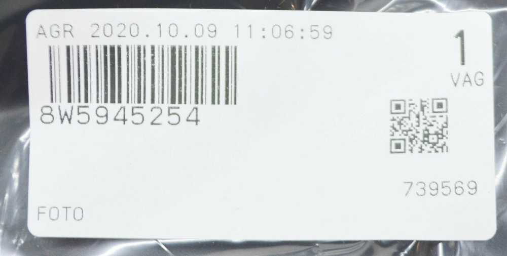 VAG AUDI A4 B9 galinio žibinto lempos apdailos detalė galinė dešinė originali 8W5945254