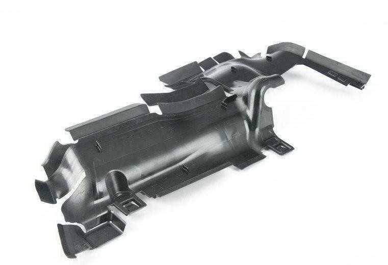 VAG AUDI A4 B9 Kairės pusės radiatoriaus išorinis ortakis originalus 8W0121283AM