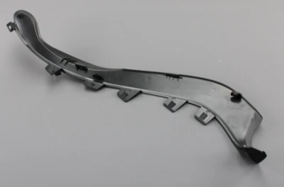 VAG „AUDI A4 B9“ priekinės dešinės sėdynės atlošo apdaila, originali, 8W0881317D6PS