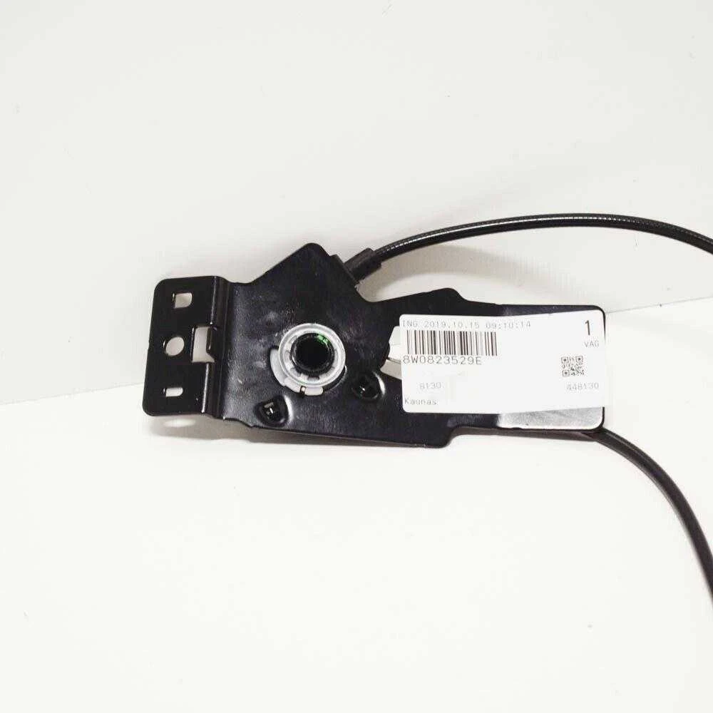 VAG AUDI A4 B9 variklio dangčio atleidimo trosas originalus 8W0823529E