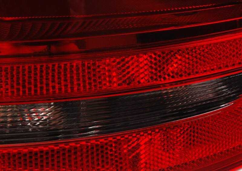 VAG Audi A4 dešinysis galinis žibintas originalus 8K9945096