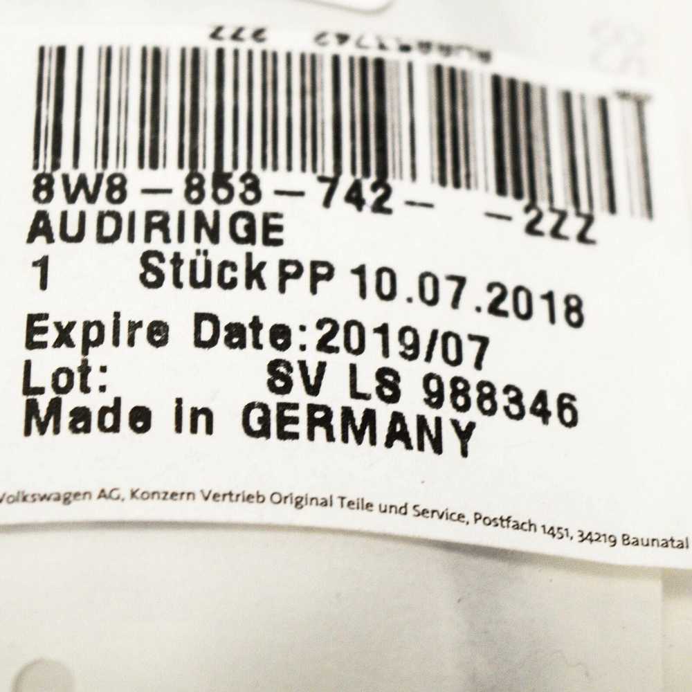 VAG AUDI A5 8W6 Galiniai bagažinės dangčio emblemos žiedai 8W88537422ZZ NAUJA ORIGINALI