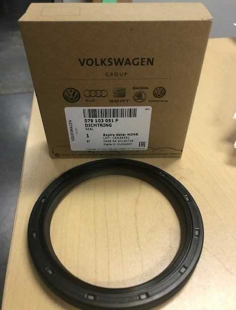 VAG Audi A5 Quattro Q7 S4 VW Touareg alkūninio veleno sandariklis ERLING 079103051F originalus