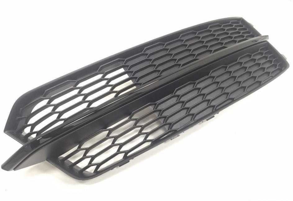 VAG AUDI A6 15-17 Priekinio bamperio apatinė O/S dešinioji rūko grotelė originali 4G0807648BBMT