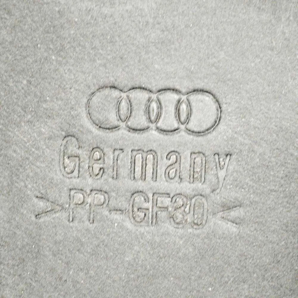 VAG AUDI A6 A7 11-16 Priekinis po kėbulo pamušalu esantis dešinysis dangtelis originalus 4G0825202A