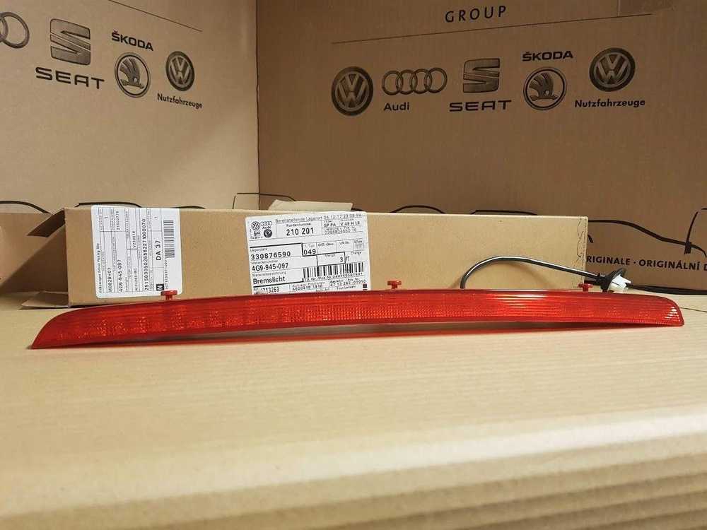 VAG AUDI A6 furgonas S6 quattro 4G2 Trečiasis 3-iasis stabdžių stabdymo žibintas originalus 4G9945097
