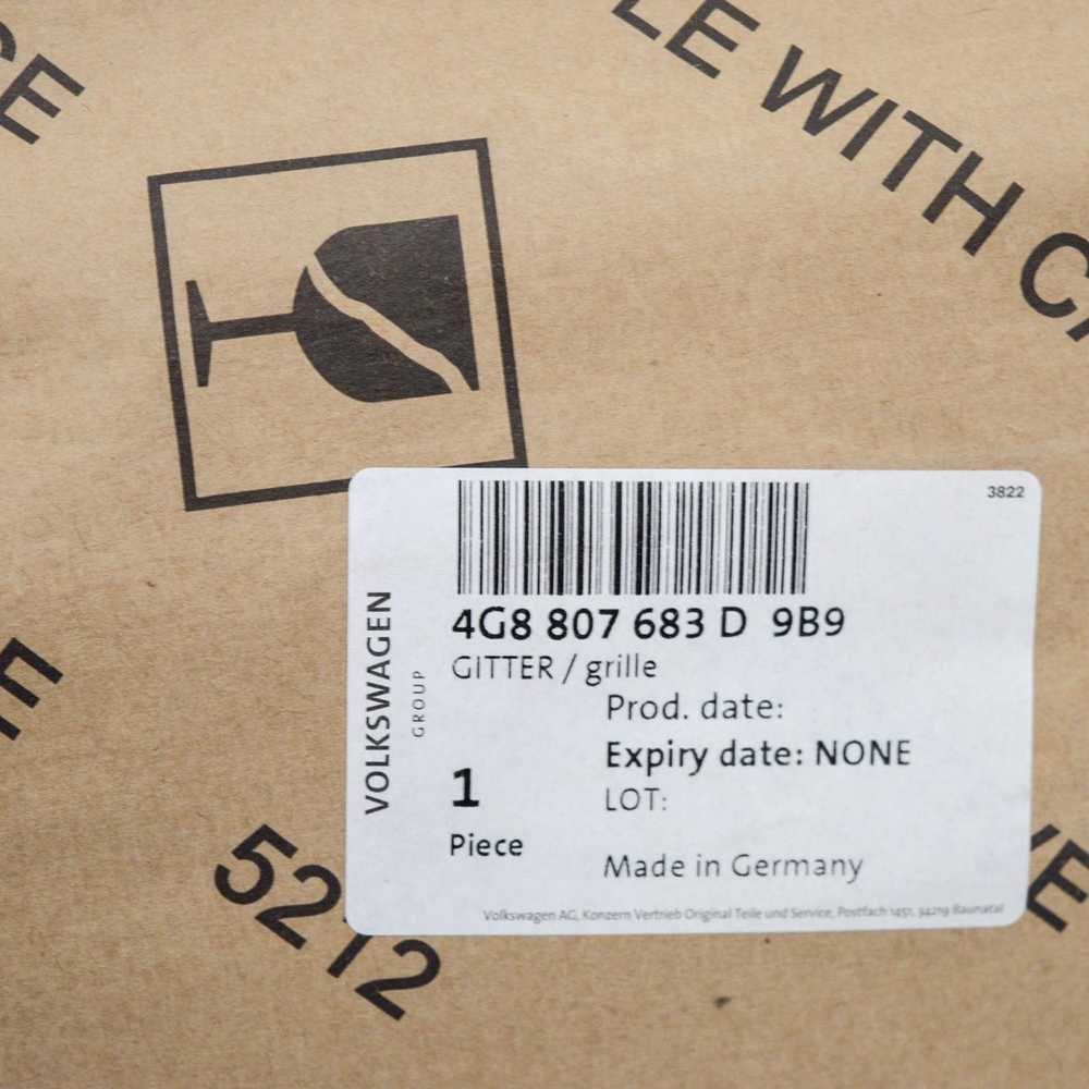VAG Audi A7 4GA Sportback Priekinis Bamperis Apatinė Grotelė 4G8807683D9B9 ORIGINALI