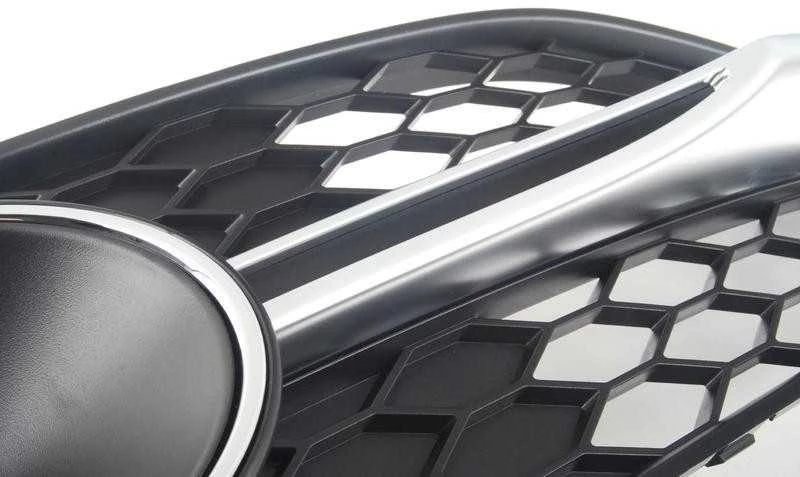 VAG "Audi A7" kairės pusės priekinis S-Line bamperis rūko žibintų grotelės juodos spalvos originalus 4G8807681E