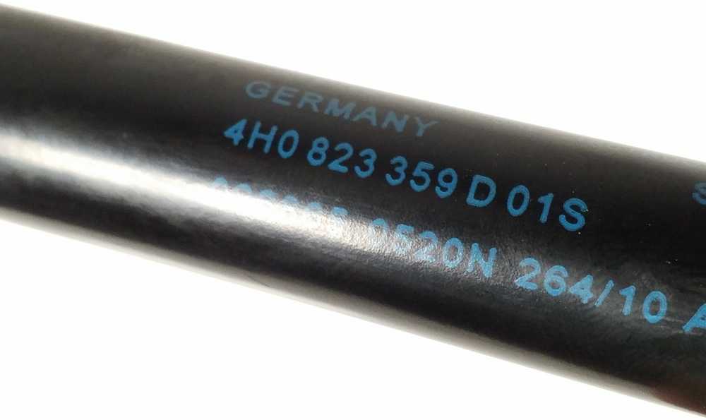 VAG AUDI A8 4H Priekinio dangčio strypas originalus 4H0823359D
