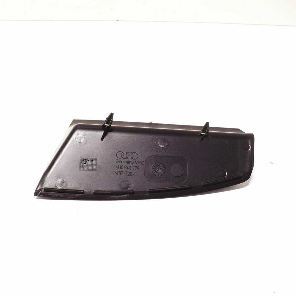 VAG AUDI A8 S8 Quattro galinio žibinto galinio žibinto apdaila originali 4H0941779C4PK