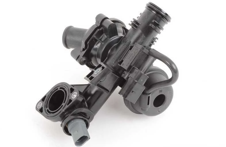 VAG AUDI A8 variklio aušinimo skysčio vamzdžio adapteris originalus 079121127F