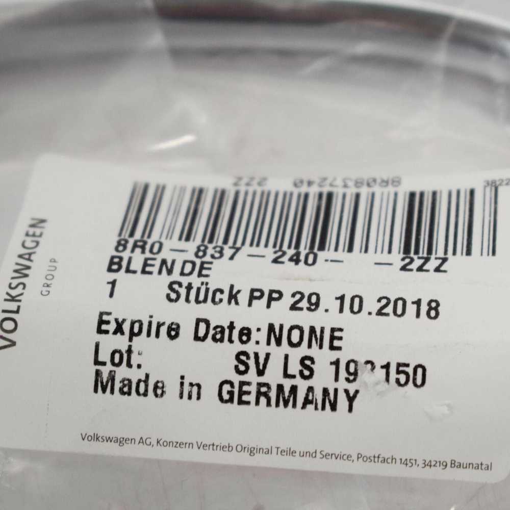 VAG "Audi" apdailos plokštelė dešinei durų rankenai originali 8R08372402ZZ