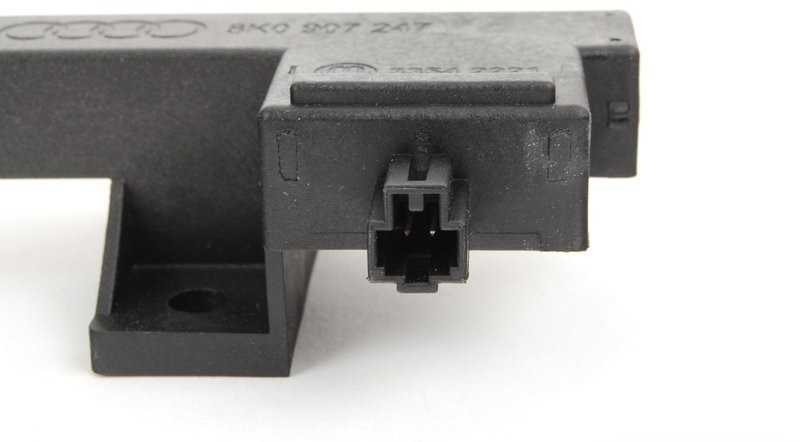 VAG "Audi" be rakto įvesties antena 8K0907247 Originali