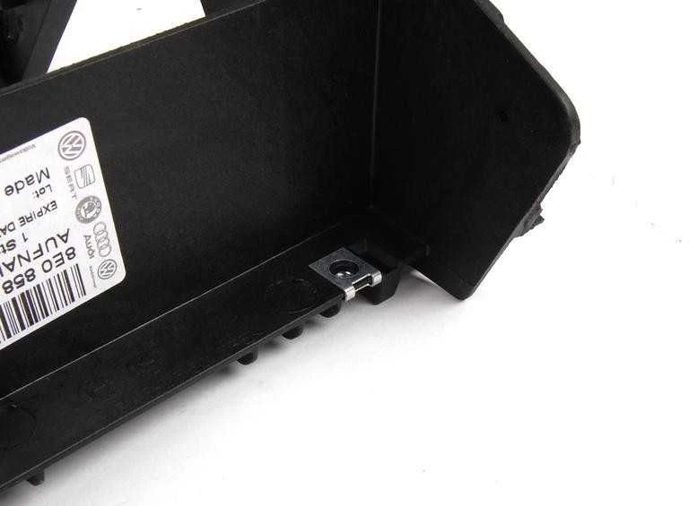 Automagnetola VAG Audi dvigubas DIN A4 S4 RS4 8E B6 B7 tvirtinimo rėmas Radijo imtuvas originalus 8E0858005F