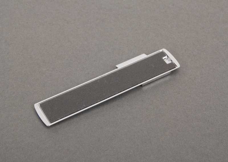 VAG AUDI NAUJA ORIGINALI A1 A3 A4 A5 A6 A7 A8 Q5 Q7 TT S-LINE EMBLEMA 8N0853601A