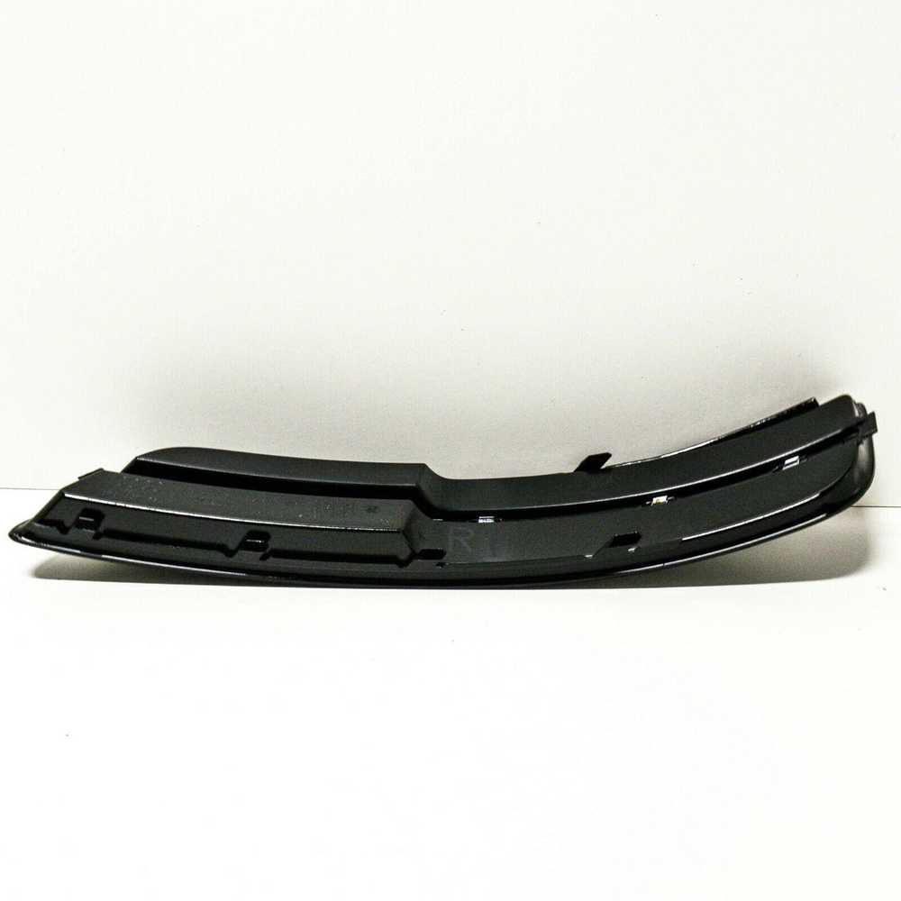 VAG AUDI Oro kreipiamosios grotelės juodos 8P0807682HT94 Originali